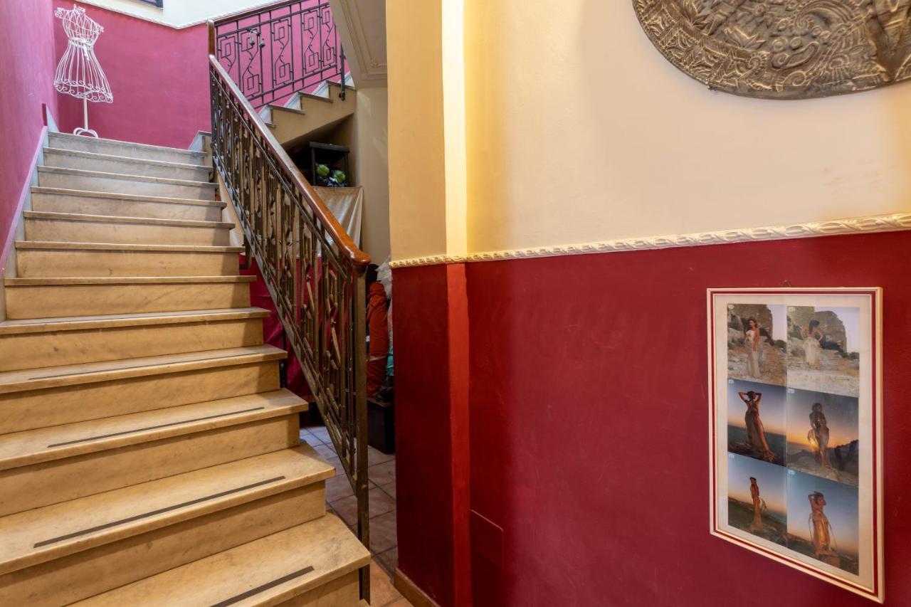 Zefiro Rooms Catánia Buitenkant foto